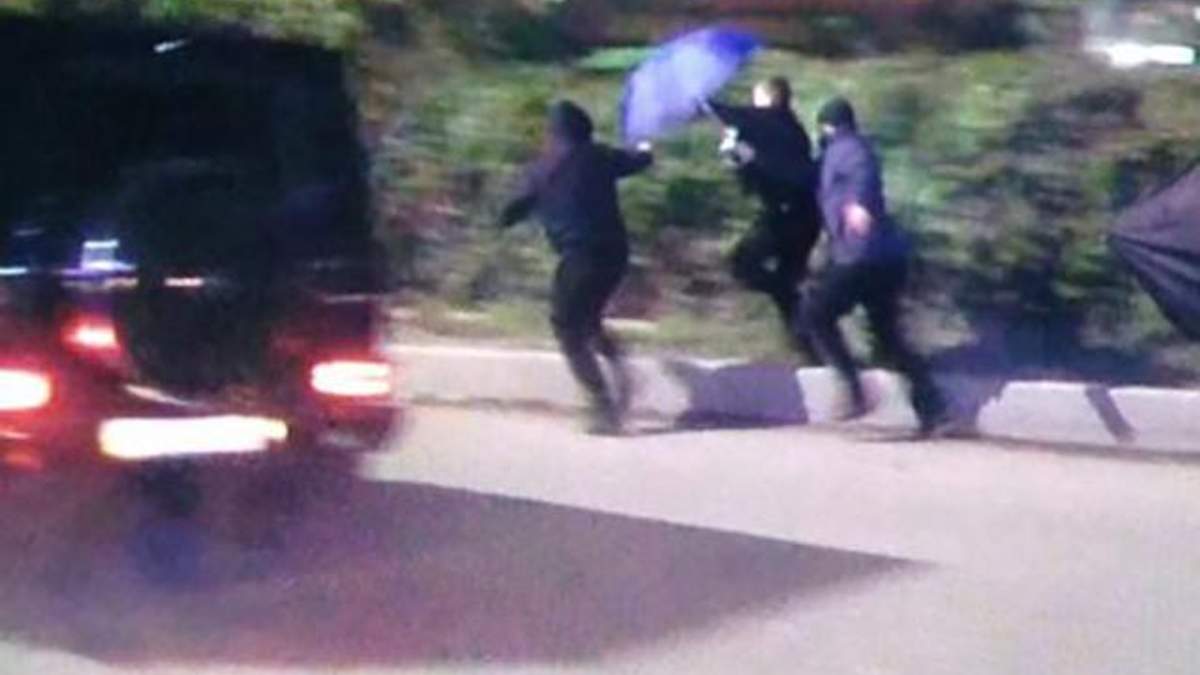 Поліція Києва розслідує напад на журналістів програми "Схеми" Поліція Києва розслідує напад на журналістів програми "Схеми"