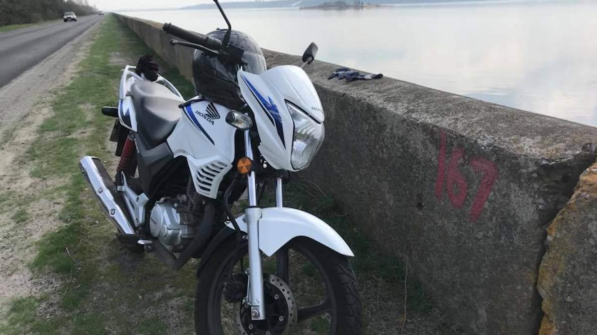 Поліція затримала чоловіка, який викрав мотоцикл брата Найєма Поліція затримала чоловіка, який викрав мотоцикл брата Найєма