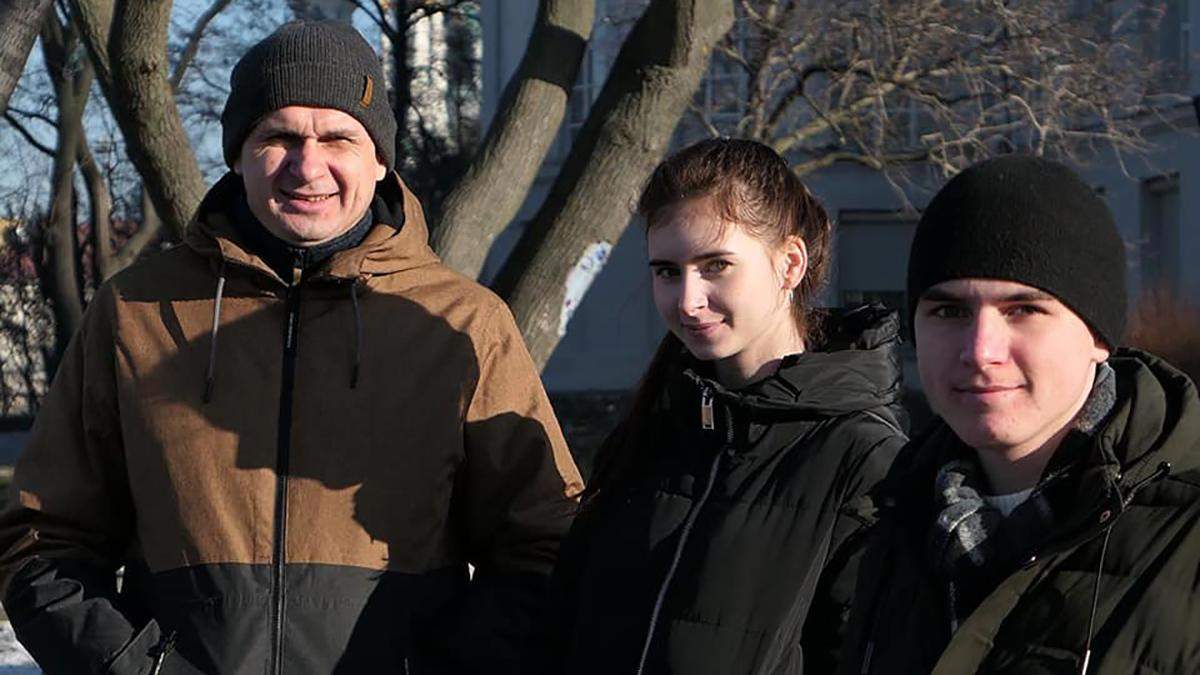 Сенцов повідомив, що радий переїзду рідні в столицю Сенцов повідомив, що радий переїзду рідні в столицю