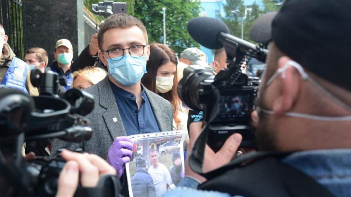 Стерненка викликають в СБУ, щоб повідомити про підозру 9 червня 2020 Стерненка викликають в СБУ, щоб повідомити про підозру 9 червня 2020