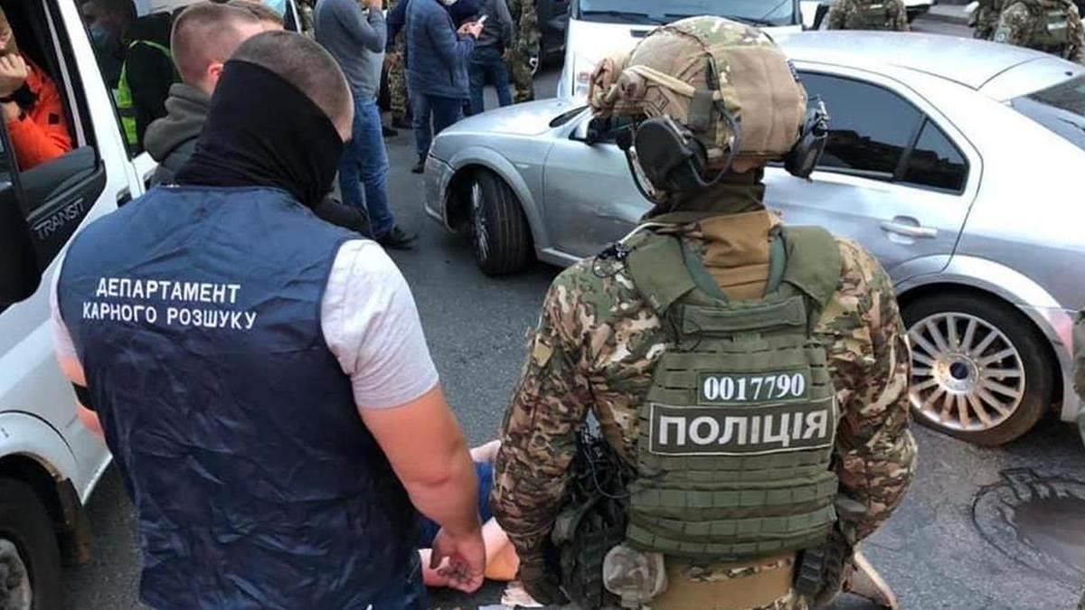 Спецпризначенці затримали двох іноземців-розбійників Спецпризначенці затримали двох іноземців-розбійників