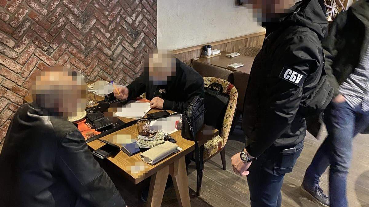 Ректора вуза задержали за переправку нелегалов через границу Ректора вуза задержали за переправку нелегалов через границу