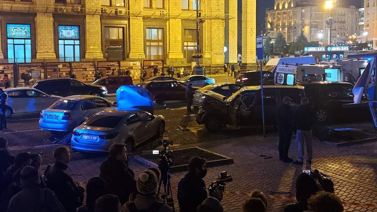 ДТП на Майдані та Хрещатику 30.10.2020: відео жахливої аварії ДТП на Майдані та Хрещатику 30.10.2020: відео жахливої аварії